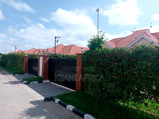 3bdrm Bungalow in Joska for rent