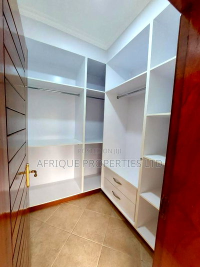 5bdrm Mansion in Runda for rent - Image 9