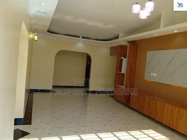 3bdrm Bungalow in Matasia for sale