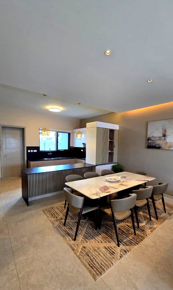 Garden Townhouse with Parking