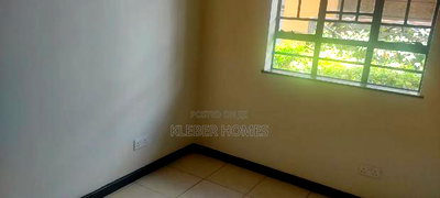 3bdrm Bungalow in Joska for Sale - Image 11