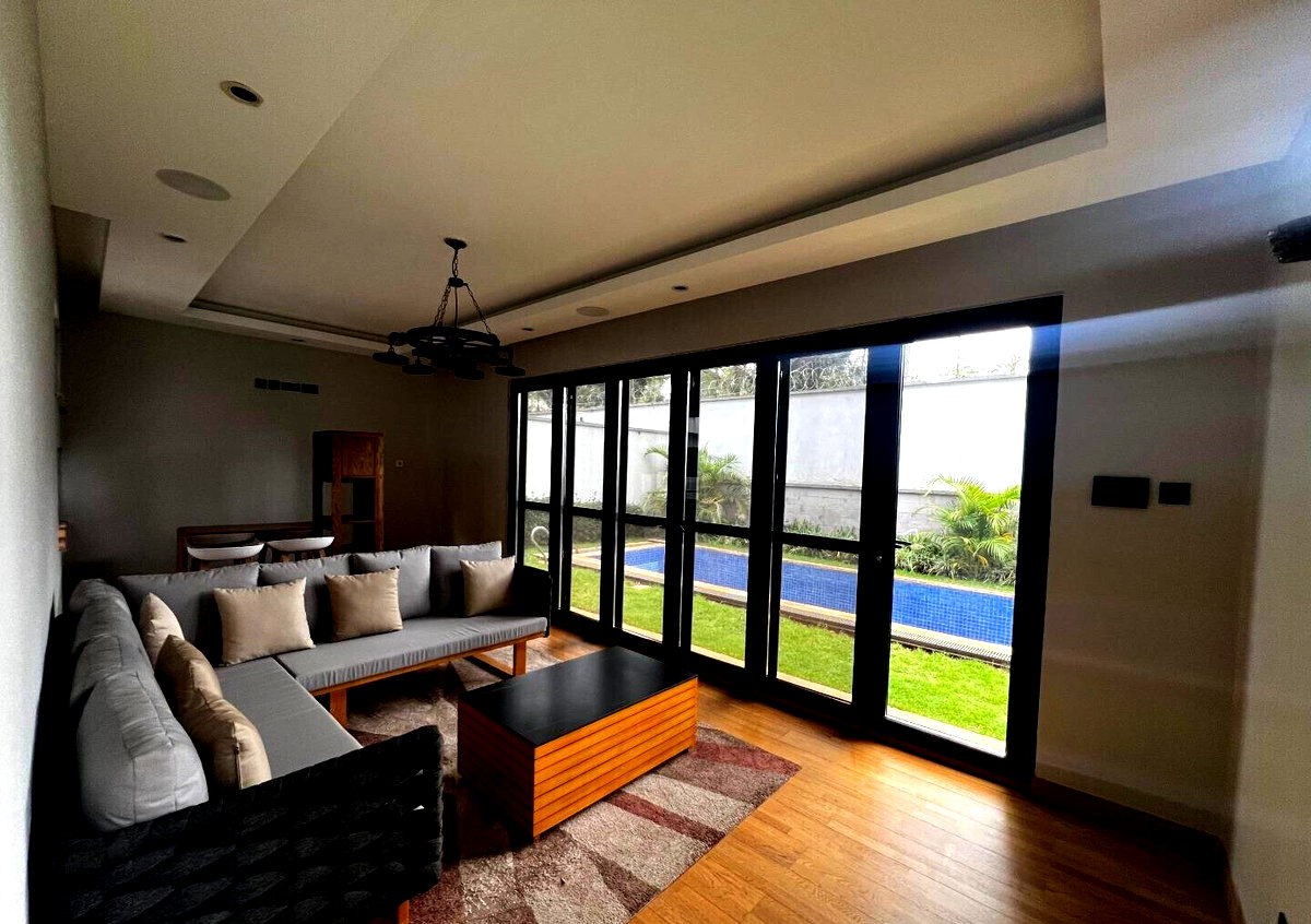 4-Ensuite Townhouse with Garden & CCTV - Lavington