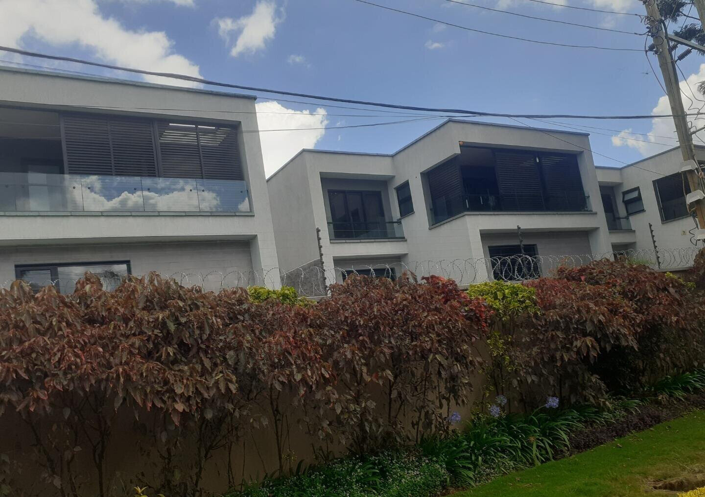 4-Ensuite Townhouse with Garden & CCTV - Lavington