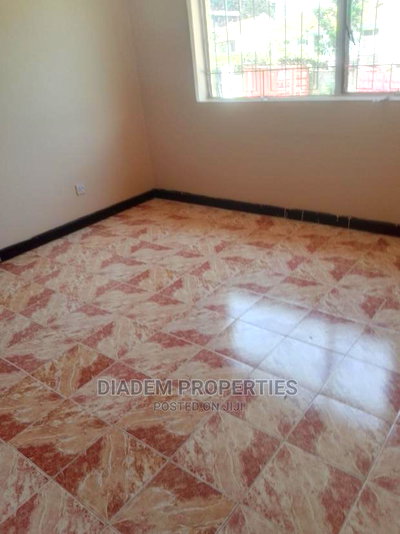 Commercial 5 Bedroom Maissionette to Let - Image 3