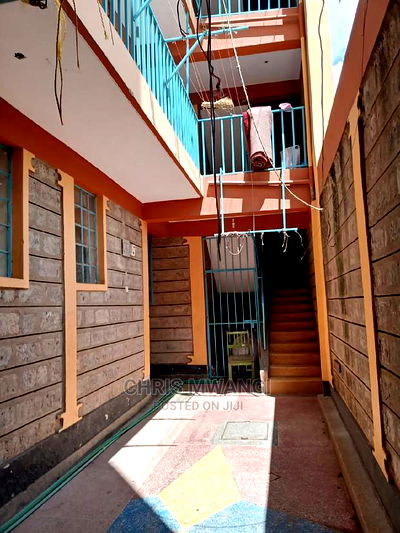 Furnished 2bdrm Block of Flats in Hunters for Sale - Image 4