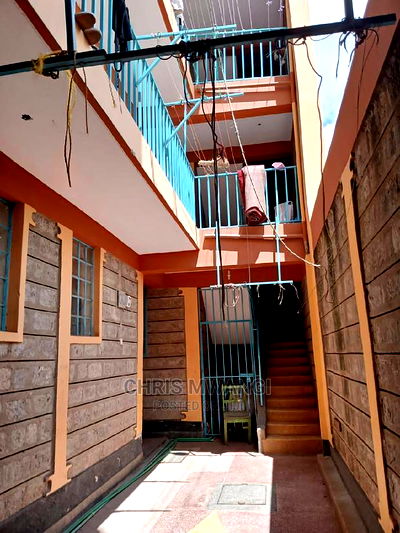 Furnished 2bdrm Block of Flats in Hunters for Sale - Image 3