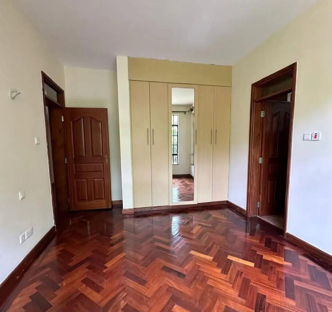 1 Acre 4BR Home with Garden