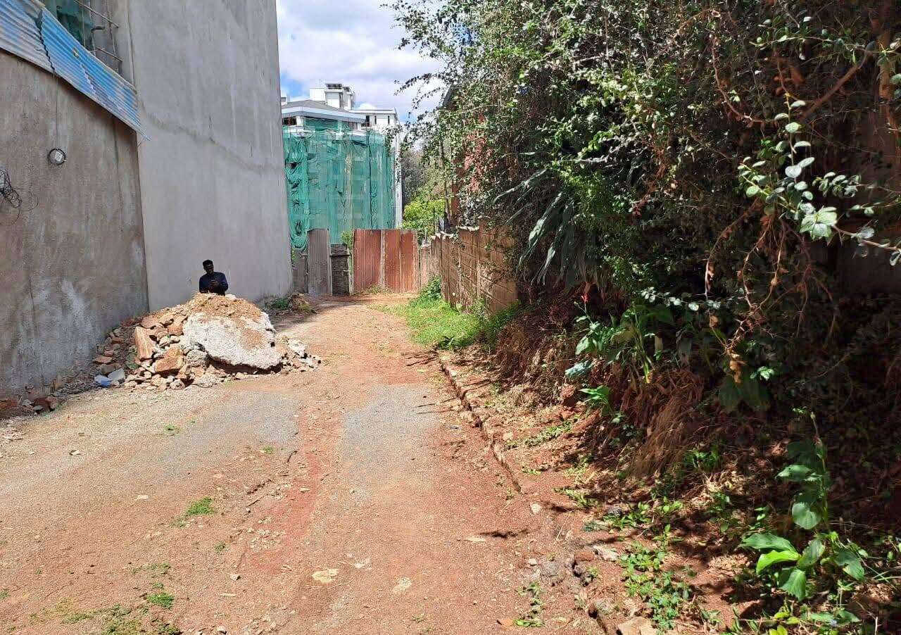 1-Acre Garden Plot with Parking at KSh 420M