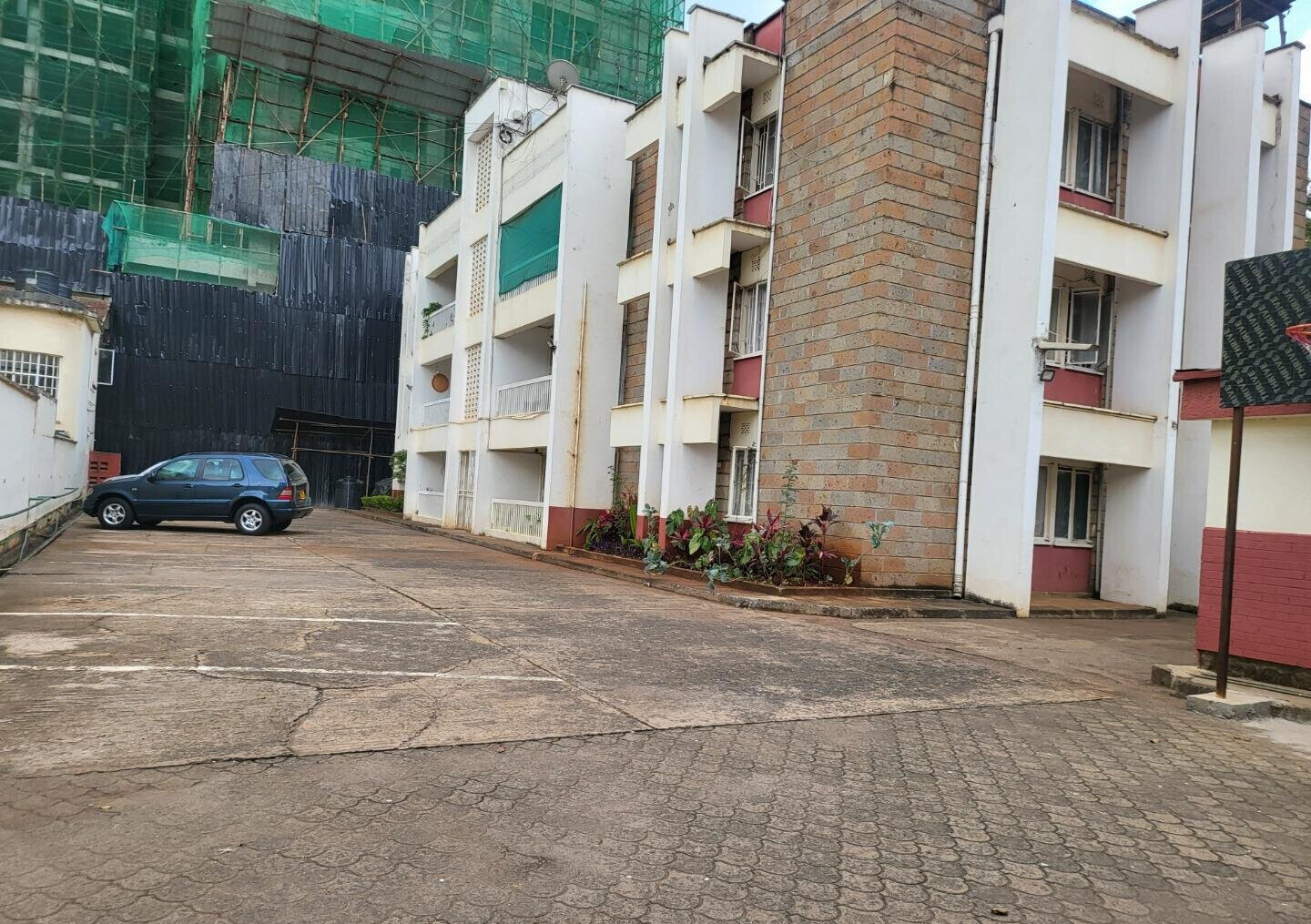 Garden Plot in Westlands at KSh 350M