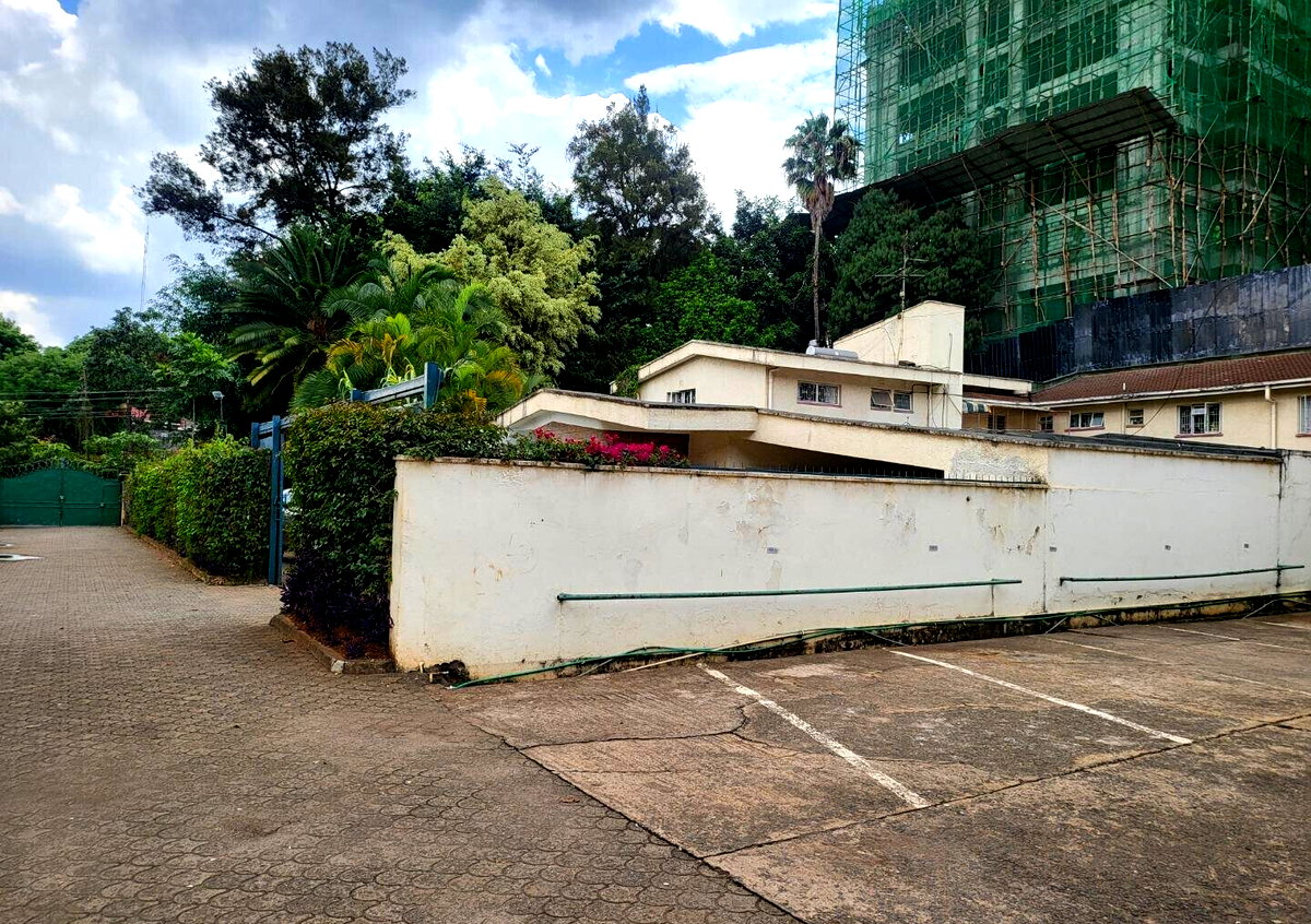 Garden Plot in Westlands at KSh 350M
