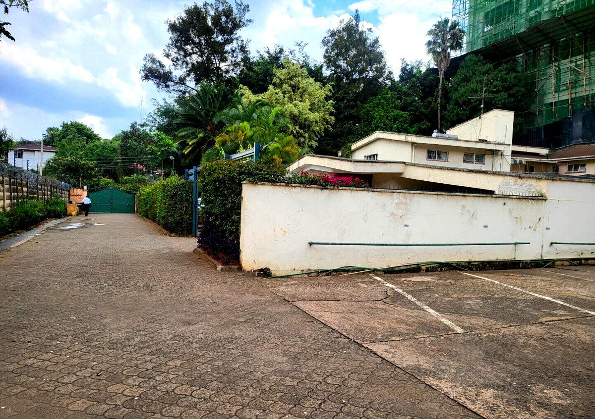 Garden Plot in Westlands at KSh 350M