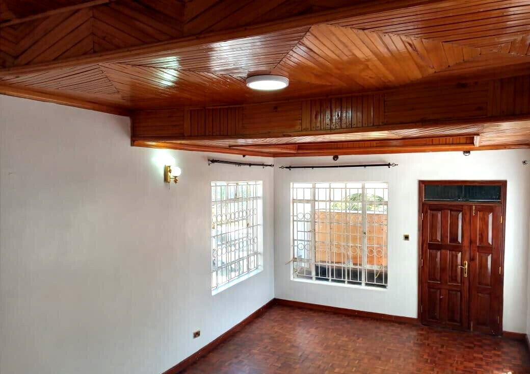 Pet Friendly 4BR Maisonette