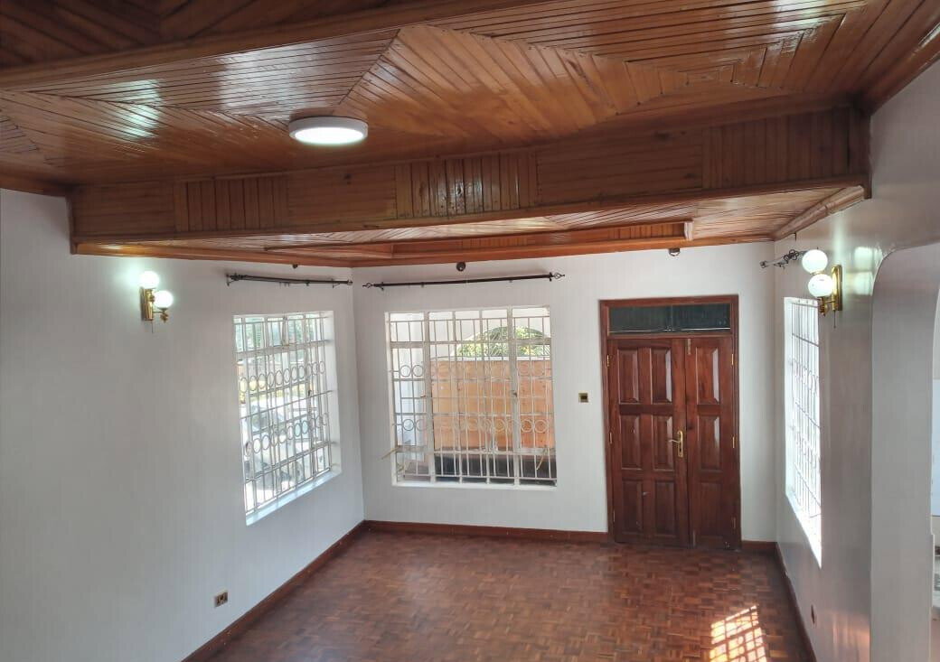 Pet Friendly 4BR Maisonette