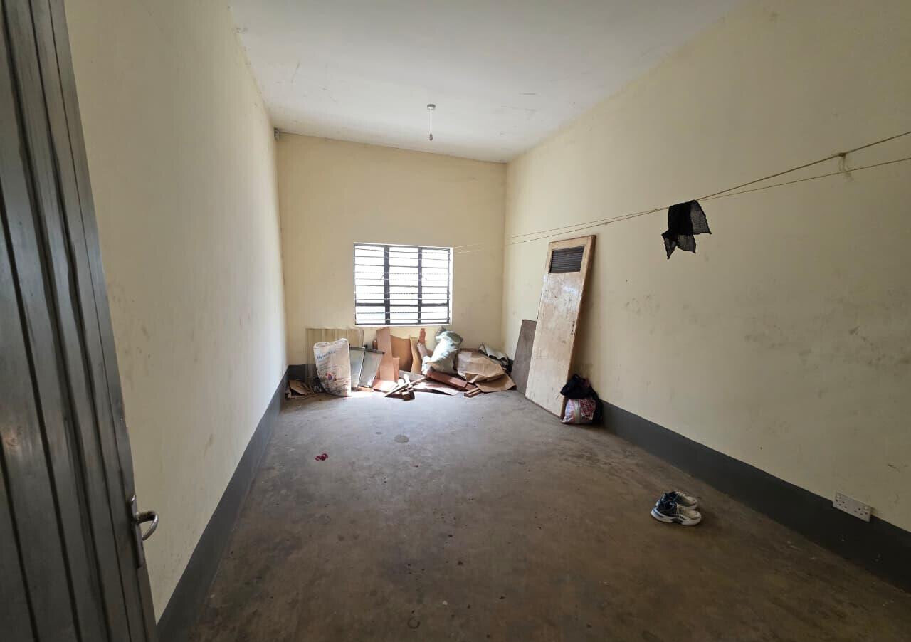 0.1 Acre Warehouse with Parking for KSh 30M
