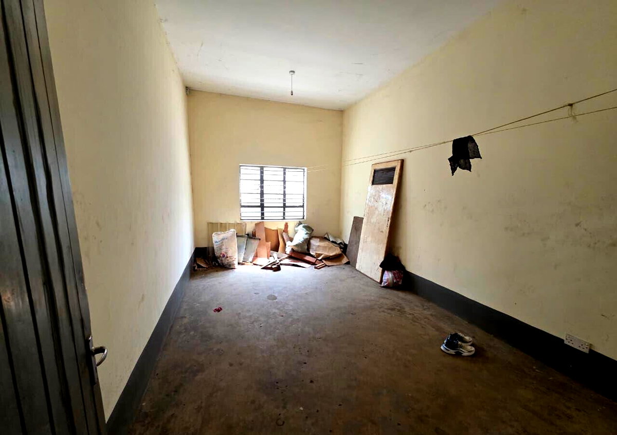 0.1 Acre Warehouse with Parking for KSh 30M