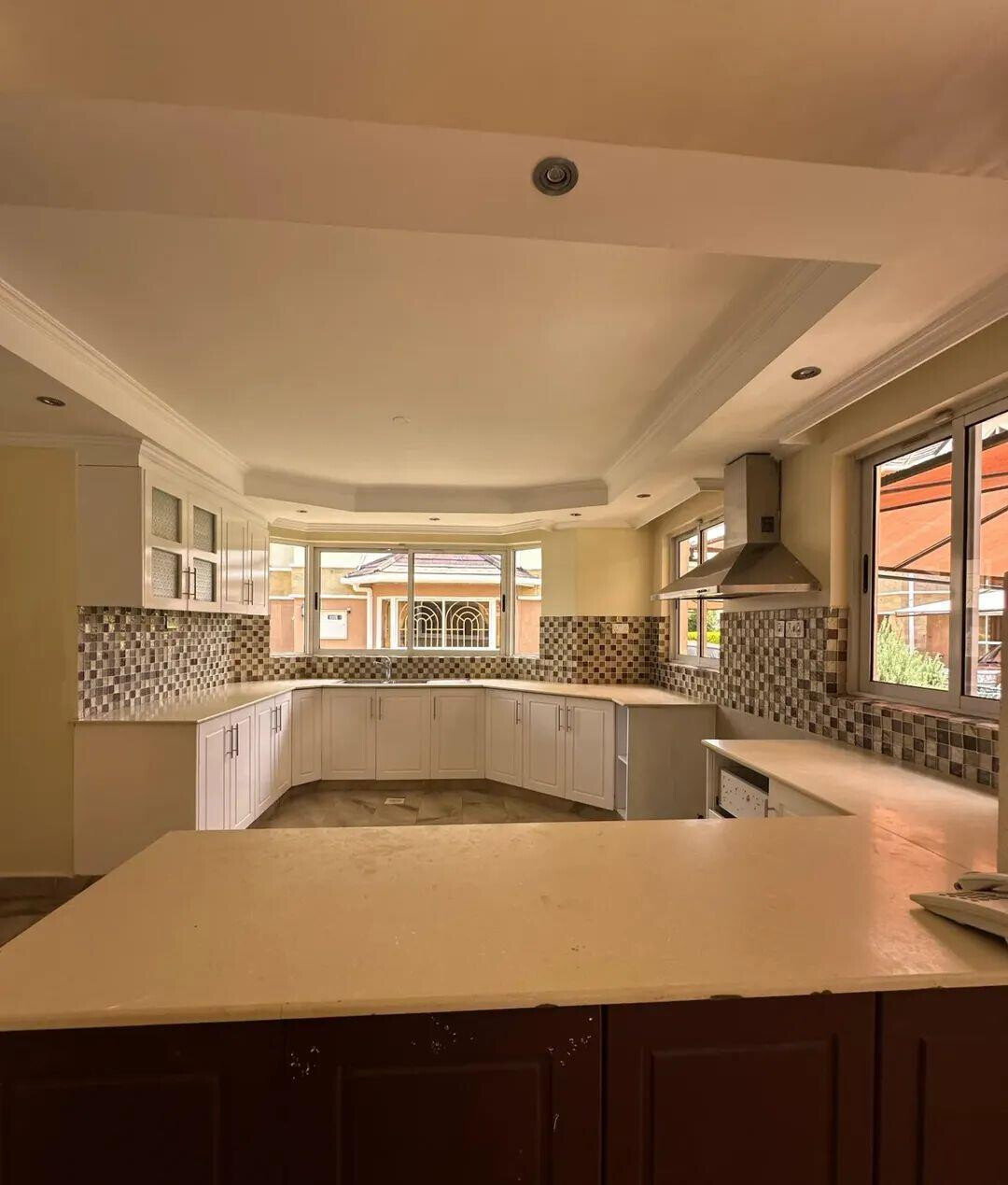 5-Ensuite Townhouse with Gym, Jacuzzi & DSQ - Lavington