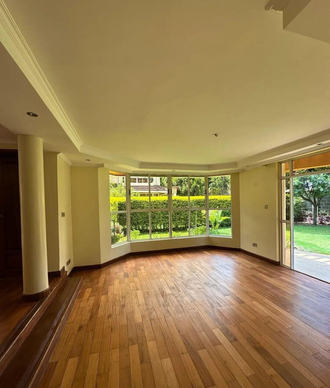5-Ensuite Townhouse with Gym, Jacuzzi & DSQ - Lavington