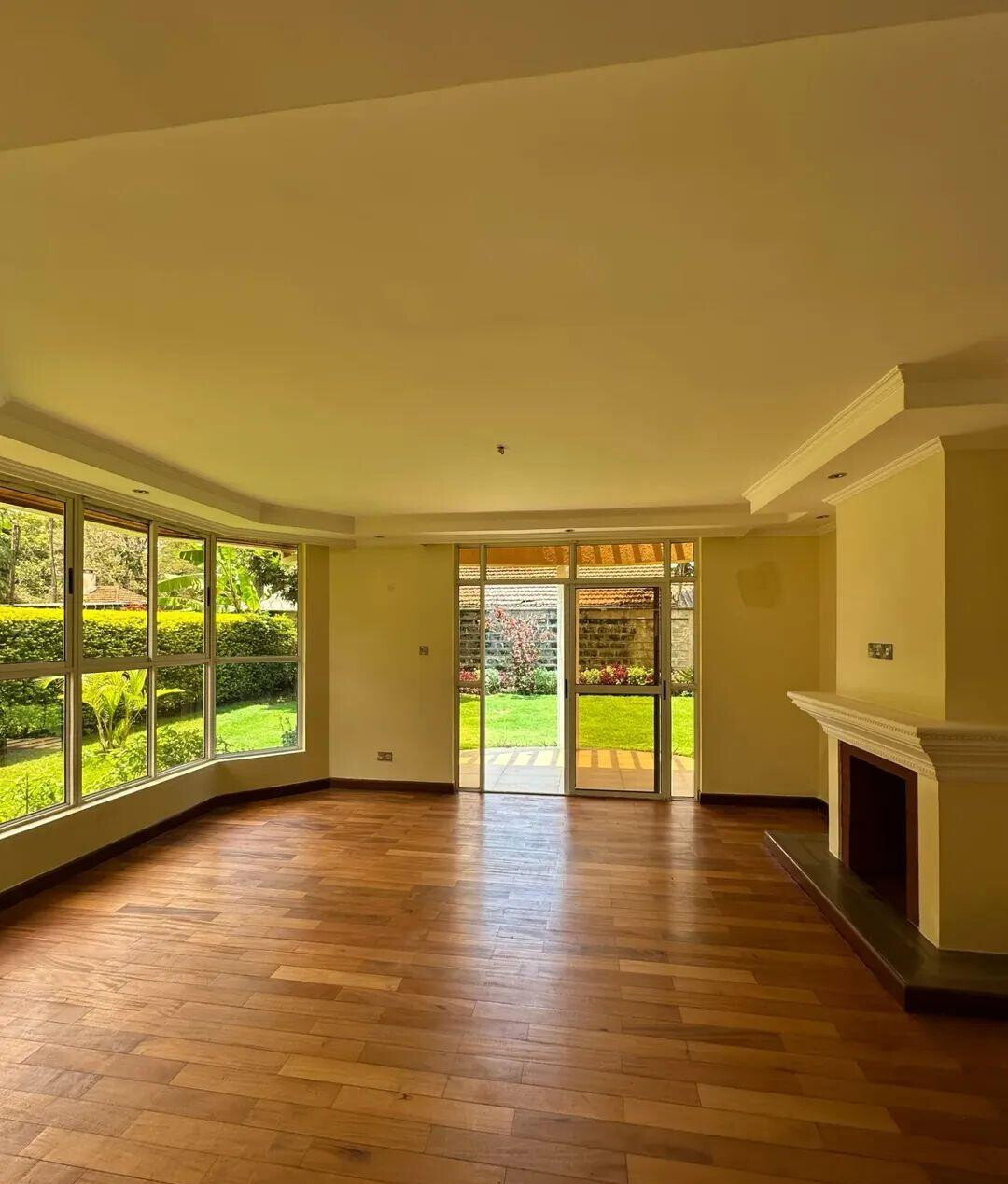 5-Ensuite Townhouse with Gym, Jacuzzi & DSQ - Lavington