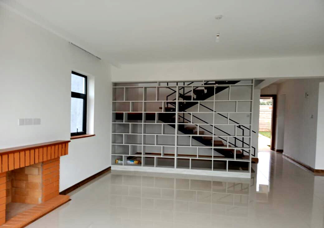 4BR All-Ensuite Townhouse with Rooftop Terrace & DSQ - Kitengela