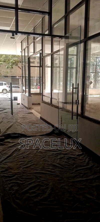 Modern Shops Restaurant Spaces - Image 1