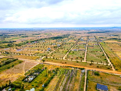 50 by 100 Plots in Koma. - Image 3
