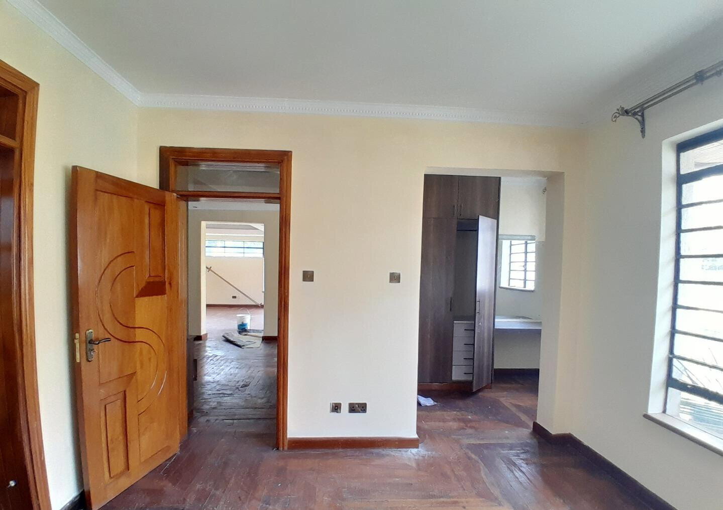 5-Ensuite Townhouse with DSQ & Backup Generator - Lavington