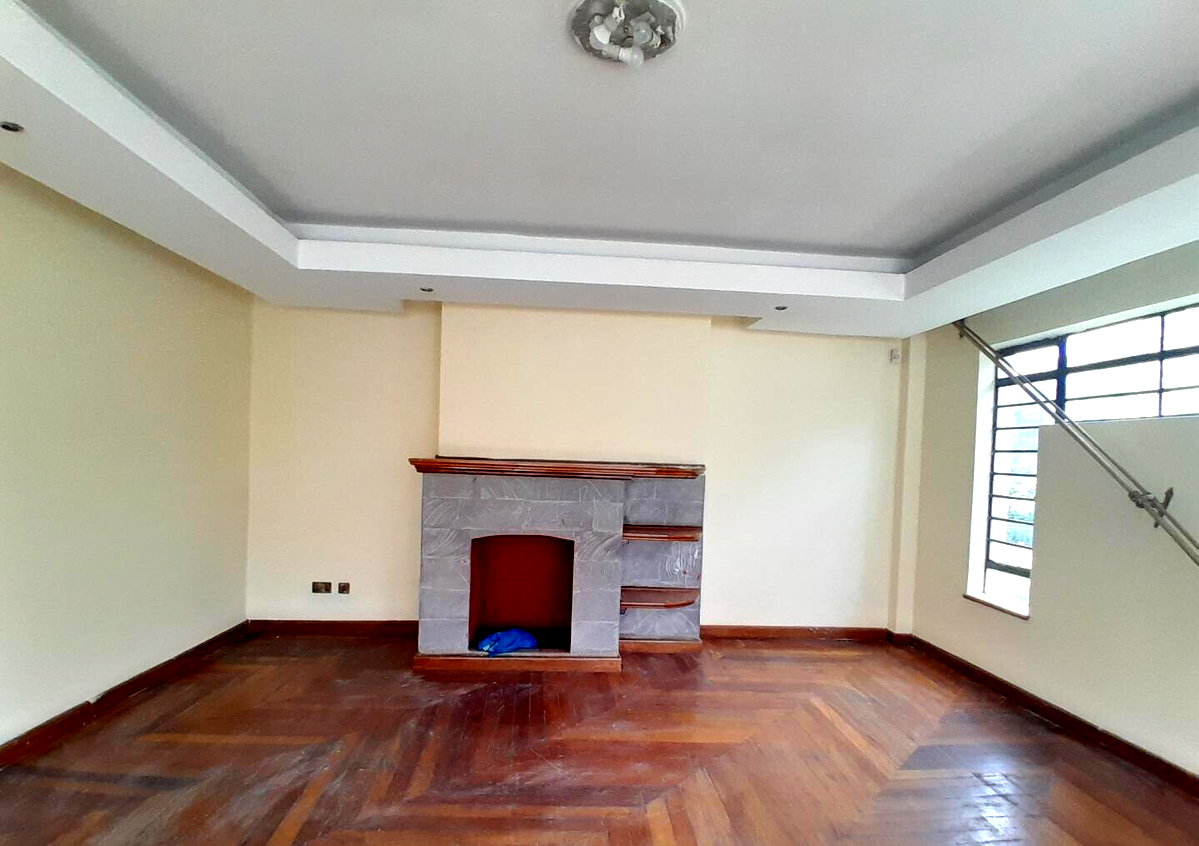 5-Ensuite Townhouse with DSQ & Backup Generator - Lavington