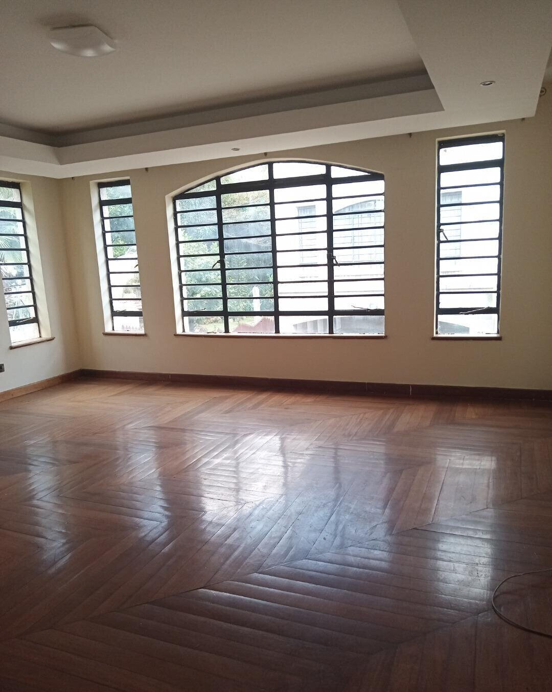 5-Ensuite Townhouse with Rooftop Gazebo & Fireplace - Lavington