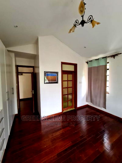 4bdrm Townhouse / Terrace in Hardy for rent - Image 6