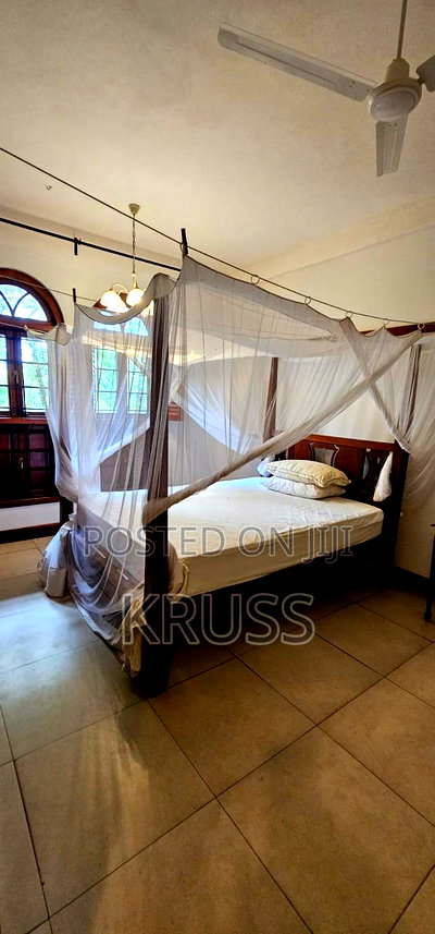 Furnished 4bdrm Duplex in Nyali Mkomani for rent - Image 13