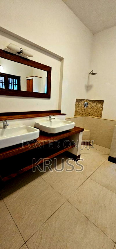 Furnished 4bdrm Duplex in Nyali Mkomani for rent - Image 20
