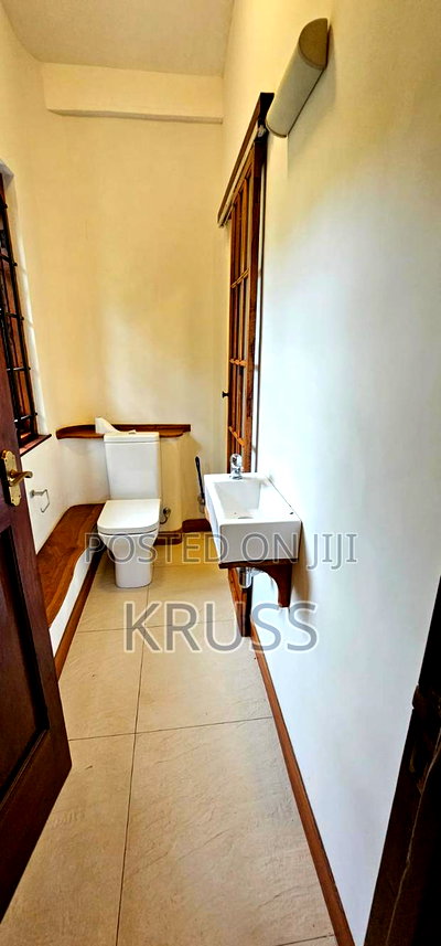 Furnished 4bdrm Duplex in Nyali Mkomani for rent - Image 18