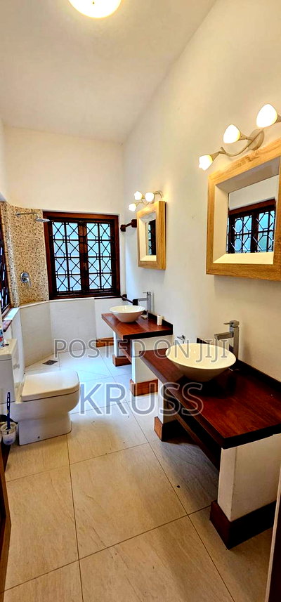 Furnished 4bdrm Duplex in Nyali Mkomani for rent - Image 19