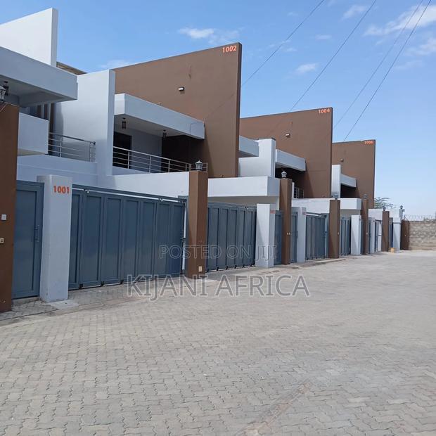 4bdrm Townhouse / Terrace in Kitengela for rent