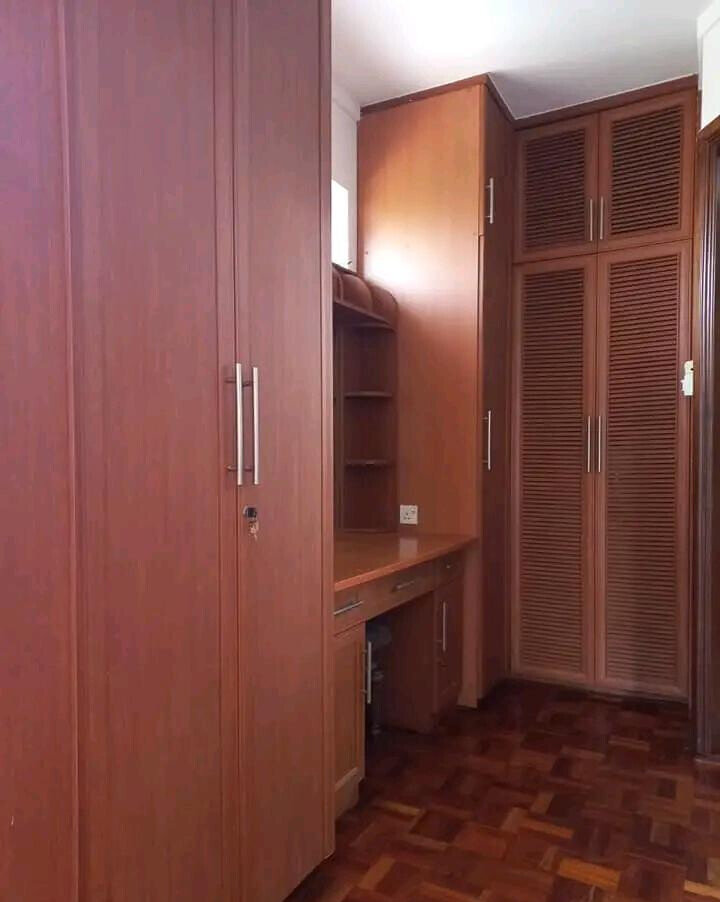 5-Ensuite Townhouse with DSQ & Private Garden - Westlands