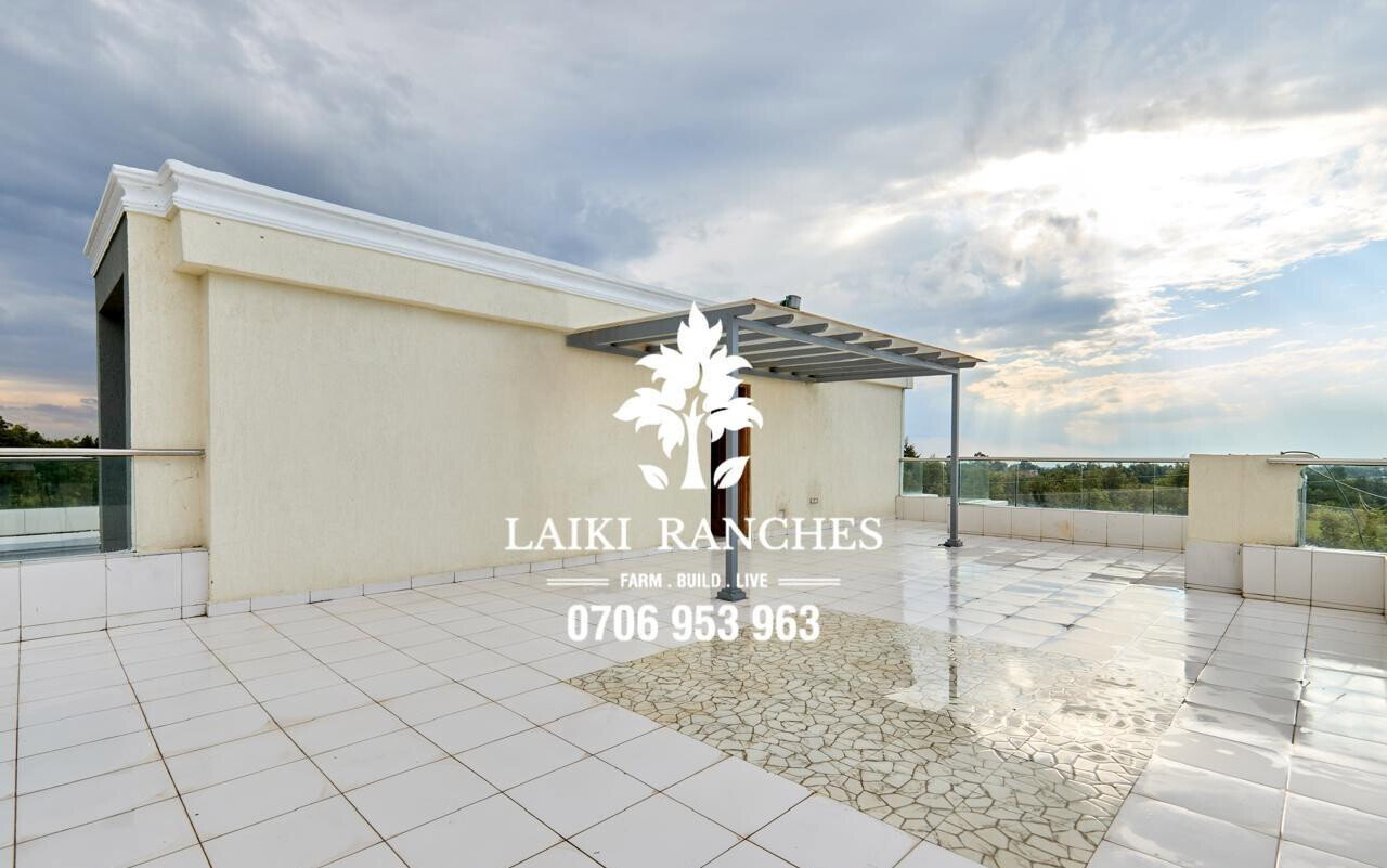 Quarter Acre 4BR Home with Garden