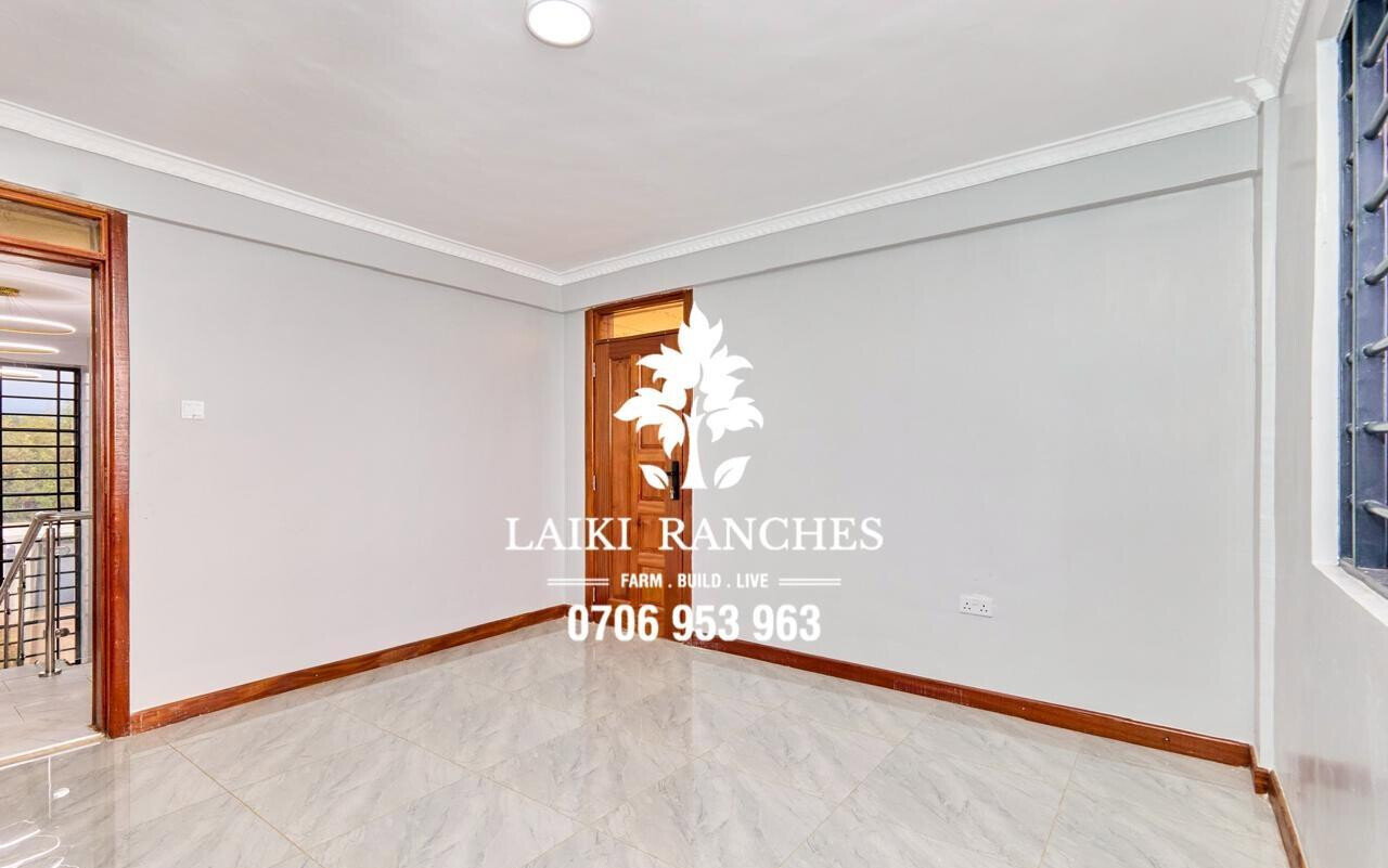Quarter Acre 4BR Home with Garden