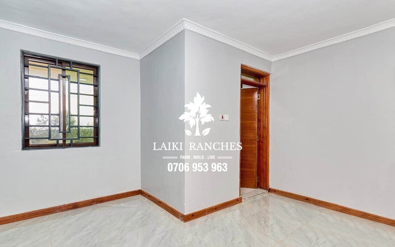 Quarter Acre 4BR Home with Garden