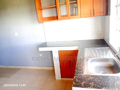 2bdrm Apartment in Kiamunyi, Menengai West for rent - Image 8