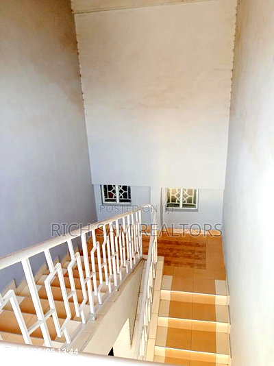 2bdrm Apartment in Kiamunyi, Menengai West for rent - Image 3