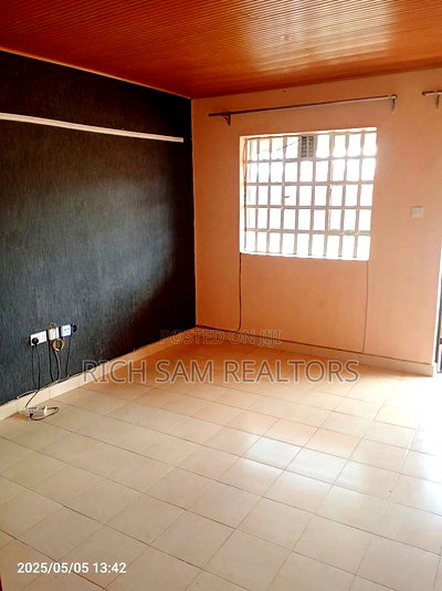 2bdrm Apartment in Kiamunyi, Menengai West for rent - Image 6