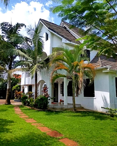 Half Acre Mansion in Thika CBD