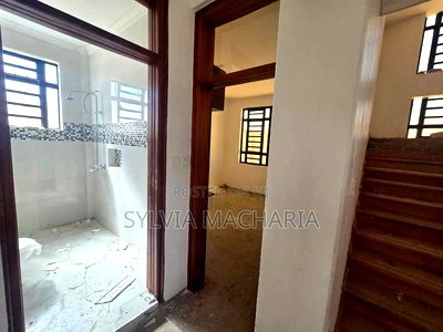 6bdrm Bungalow in Silicon Valley, Kamakis for sale - Image 3