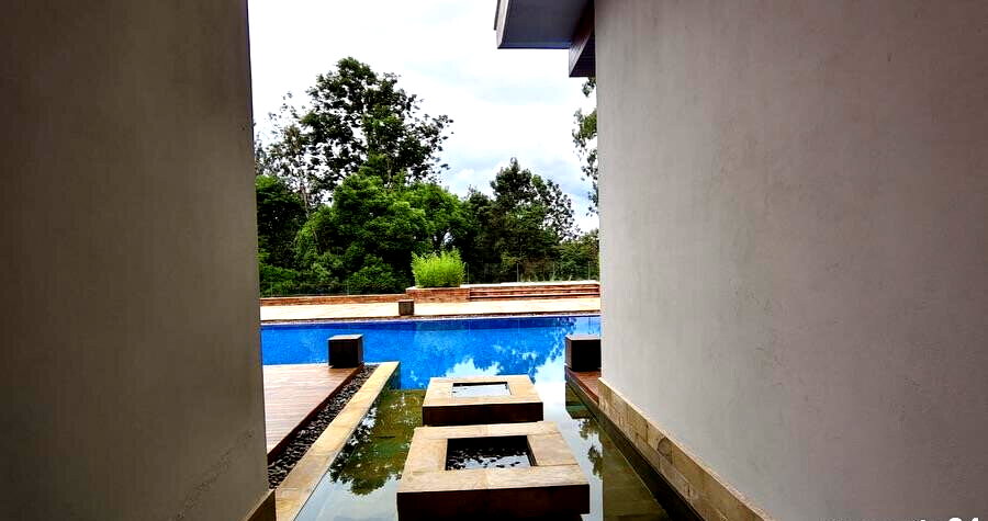 Half Acre Ambassadorial Home for Rent