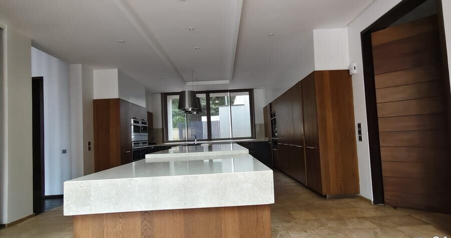 Half Acre Ambassadorial Home for Rent