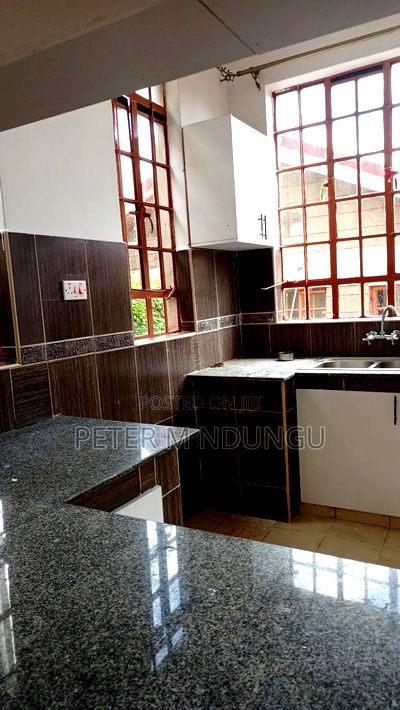 3bdrm Townhouse / Terrace in Muthaiga North, Kiambu / Kiambu for rent - Image 9