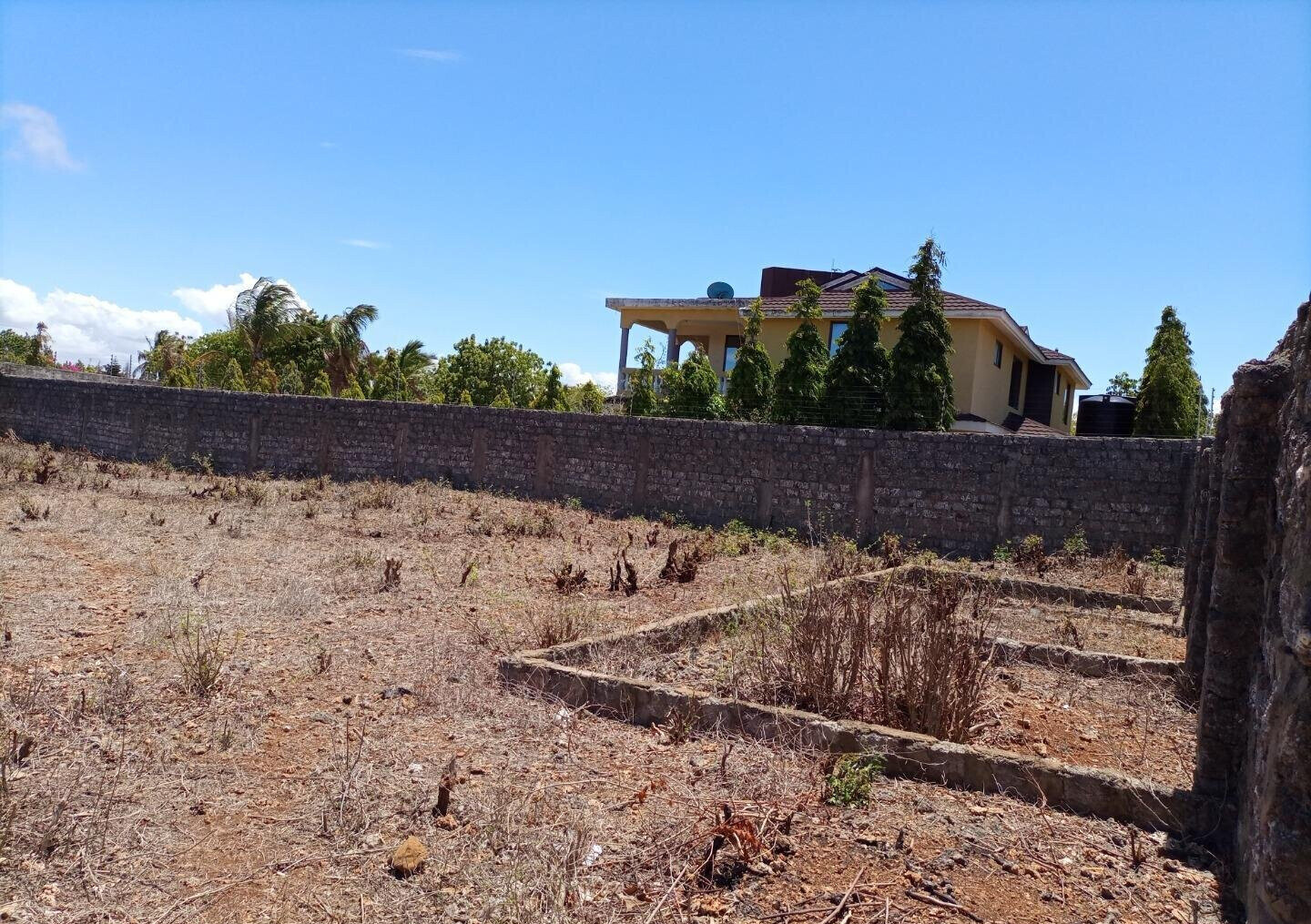1/2 Acre Shanzu Plot for KSh 23M