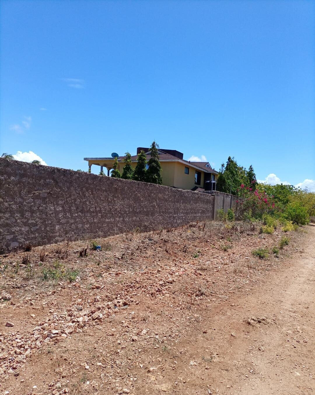 1/2 Acre Shanzu Plot for KSh 23M