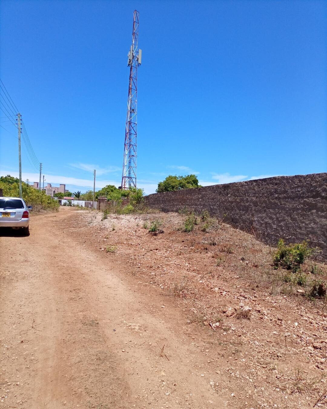 1/2 Acre Shanzu Plot for KSh 23M
