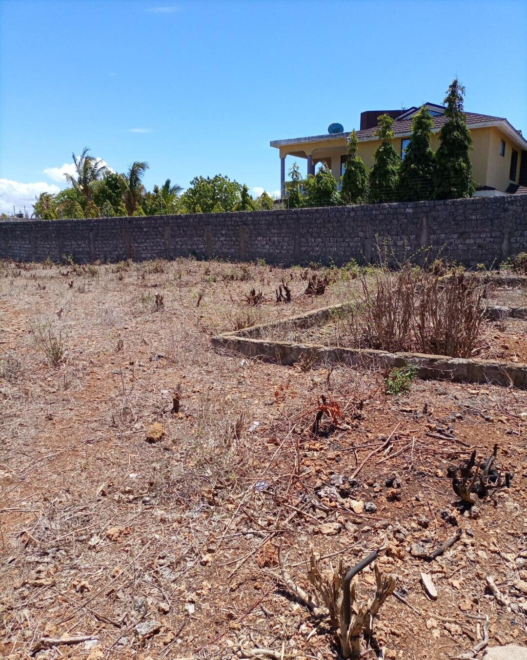 1/2 Acre Shanzu Plot for KSh 23M
